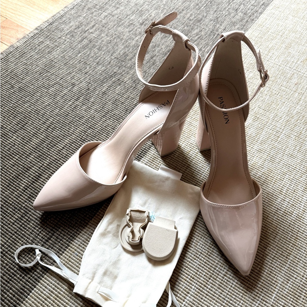 Pashion convertible shoes - 1.0 D’Orsay, Size 7.5 in Sand